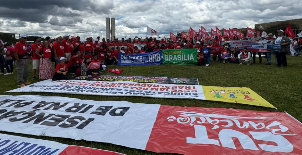 Bancários mobilizados participam da Marcha da Classe Trabalhadora