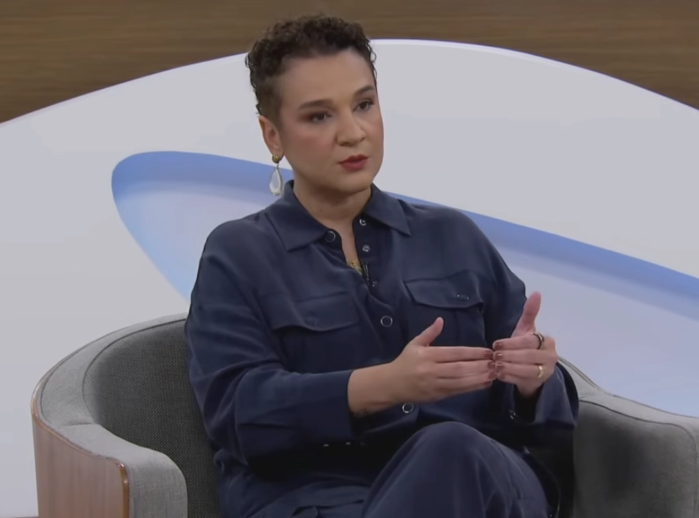 Presidenta do BB destaca, no Roda Viva, a exigência dos investidores