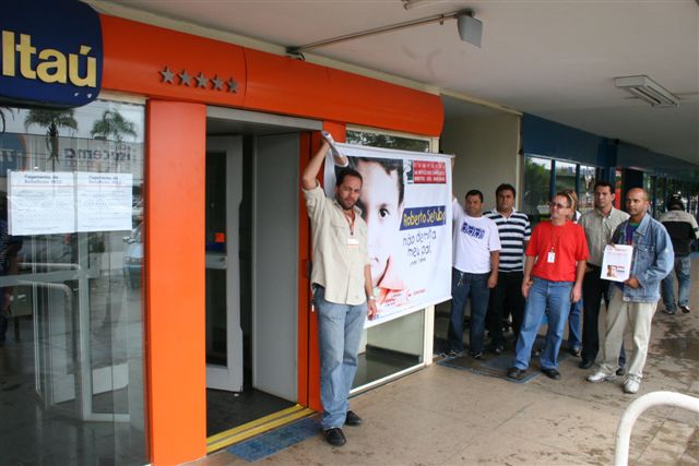 capa_itau_unibanco_17_12.jpg