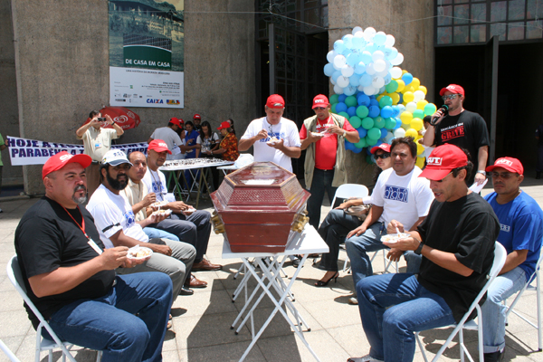 12012009_manifestacaocef_210.jpg 12012009_manifestacaocef_210.jpg