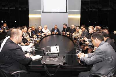 mesa_negociacao_bb_17_08_2009.jpg mesa_negociacao_bb_17_08_2009.jpg