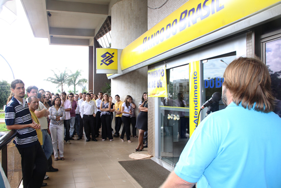 03032011-Manifestaao_BB_201_norte_-FG_64