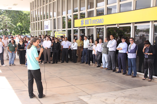 23032011-Rafael_Zanon_fala_a_Func_BB_sede_ll-Fg_7