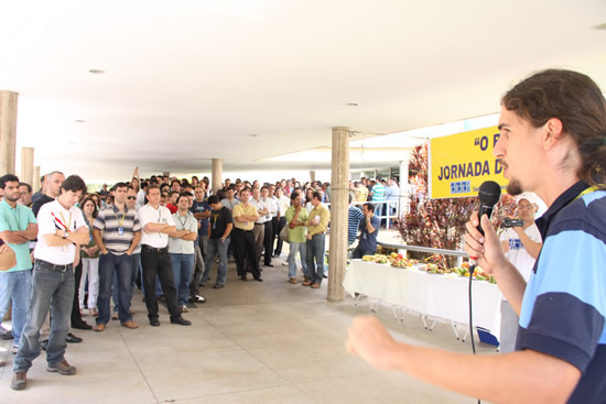 31032011-Rafael_Zanon_-Dir_Seebb_-FG_12