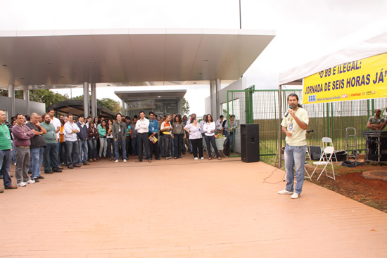 28042011-Manifestao_6_Hs_BB_Tecnologia_Sede_lV-FG_097