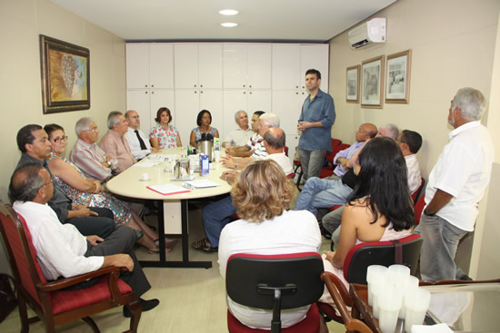 CEDOC-08042011_Posse_Presidente_AFABRB_-_fotosGuina.G-03.012_4