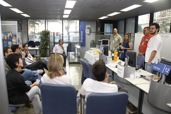 CEDOC-27052011_Caf_da_Manh_CEF_Ag.Coorporate_-_fg.B-12.006_1