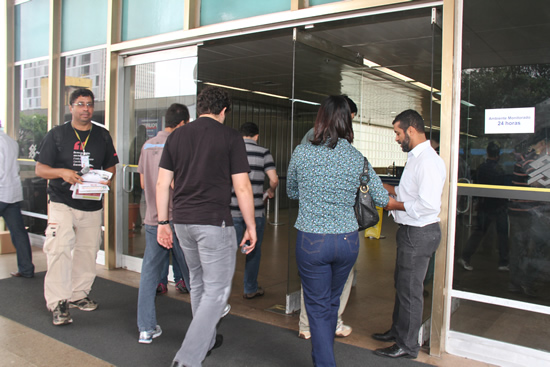 25012013-Manifestao_6_Hs_BB_-FotosGuina_27