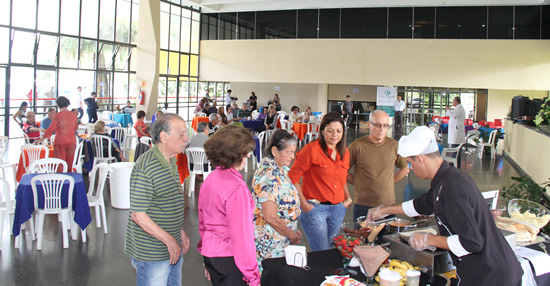 CEDOC-24012013_Dia_dos_Aposentados_APCEF_-_fotosGuina_40